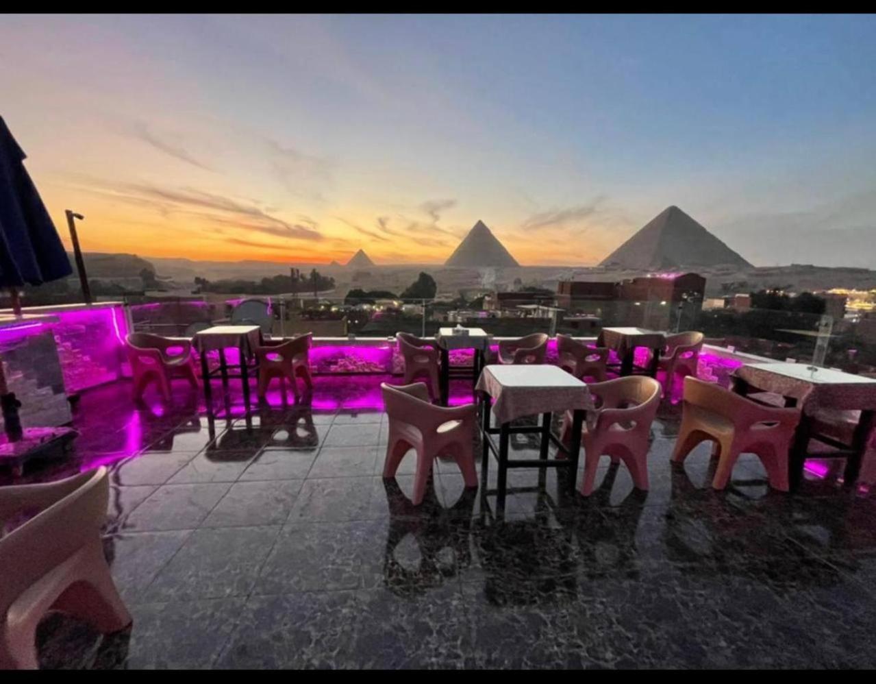 Pyramids And Sphinx Hotel Kafret el-Gabal Exteriér fotografie